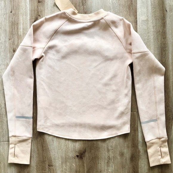 H&M, Run Like No One Is Watching, Cropped, Sweatshirt, Size XS, New With Tags - Picture 4 of 16